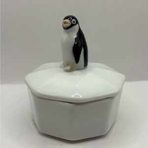 Otagiri Japan Penguin Trinket Box Porcelain Octagon Lidded Dish 4”